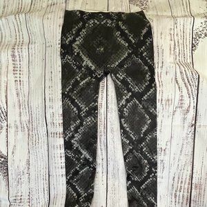 No Boundaries Leggings